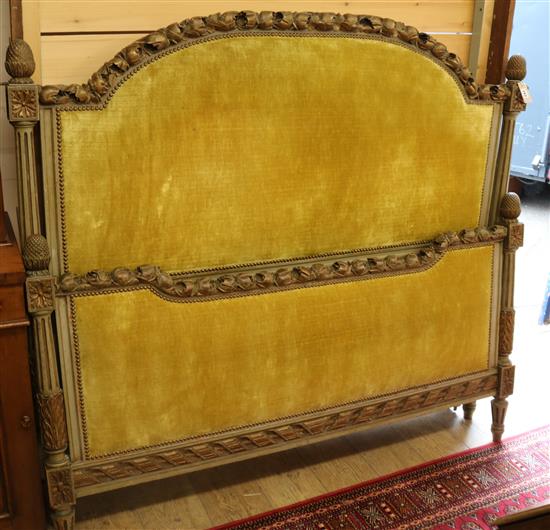 An early 20th century French carved beech bedstead W.157cm